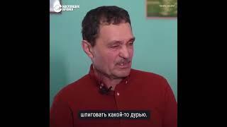 Валерий Яковлев из Бурятии дважды сорвал знак Z со двери спортшколы