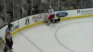 Marc Methot hammers David Krejci