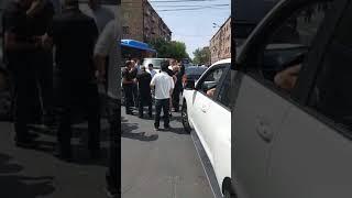 Քաղաքացիները շարունակում են ընդվզել․ Չարբախում փակել են ճանապարհը #aravot #առավոտ #armenia