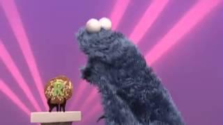 Sesame Street - Cookie Monster Letter of the day - R