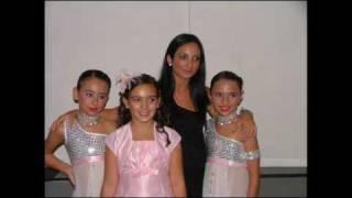 Nicole Falzon - Nirringrazzjak - GHANJA TAL-MALTIN 2010.wmv