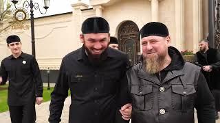 Рамзан Кадыров поздравил родных и близких с праздником Ураза-Байрам