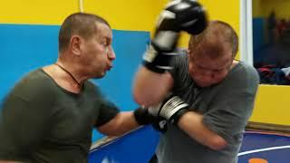 Вход в атаку двухударной серией. В Н Крючков/counter attack with two strikes