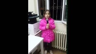 Saat tam dokuzda okulumuzdan İstiklal Marşı'ni duyurduk.