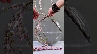 春暖花开竞相笑，朝阳照耀堪折枝。#flowerarrangement #flowermaking #flowers #艺术