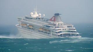 2 minutes ago! Russian Cruise Ship Carrying President Putin and Ministers Sunk by Ukrainian Forces