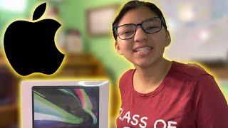 UNBOXING APPLE'S NEWEST 13" MACBOOK PRO 2020 W/ M1 CHIP & SETTING UP