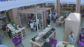 Inside Wayfair's first brick-and-mortar store in Wilmette as it opens