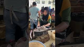 Fillet Fish #fishcuttingskill #fish #fishcutting #seafood #fishcuttingexpert #fishing #food