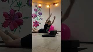 Розігріваємо спину #стретчинг #stretching #stretchingexercise #exerciseforback #здоровье #розтяжка