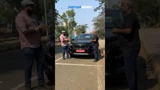 Mahindra XUV700 vs Tata Safari - Kaunsi Loge? | MotorBeam #tata #mahindra #shorts