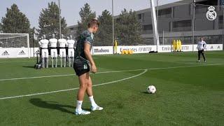 Real Madrid: Free Kick Training Toni Kroos and David Alaba 