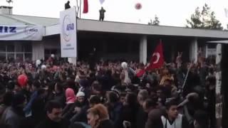 Syria Refugees Dig In on Turkish Border