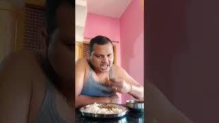 eating chicken  curry //shortsvideos//ytshorts//Oye bhaina//youtubeshorts