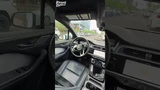 o carro Uber que dirige sozinho