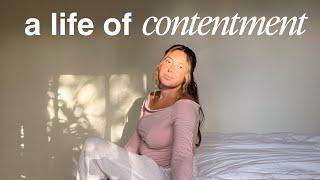 How Downsizing to 500 Sq Ft Changed My Life  (Spiritually, Financially & Practically)