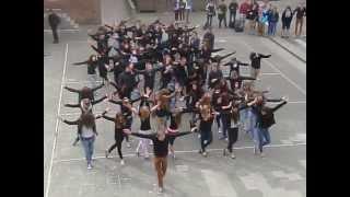 Flash Mob @college