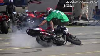 Stunt Bike Burnout on Side Slider, HD