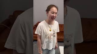 你抄作业就不能小心点，你妈妈的老脸丢完了，哈哈哈#杨小小牛的日常 #爸爸带娃