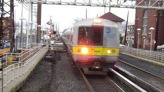 LIRR Christmas Eve Morning Rush Hour at Mineola