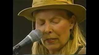 Joni Mitchell - A Day In The Garden