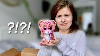 My Mom Unboxes Beanie Boos!