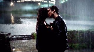 Damon & Elena - Rain Kiss Moment 6x07 VOSTFR