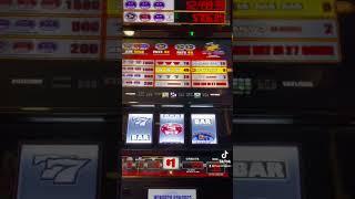 Triple Jackpot Gems Deluxe Slot Machine Winning Session.