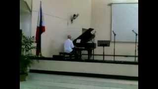 Mr.Raymundo Lim, pianist duringthe FCB special service,June 13,2012.mp4