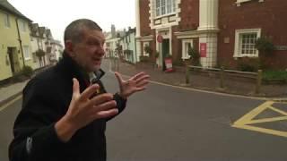 Stewart Ainsworth / A walk through Dunster
