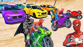 CORRIDA DE MOTOS DO HOMEM ARANHA NA RAMPA ONDULADA (1) GTA 5