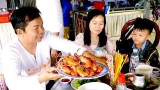 Eat Prawns at Restaurant in Takeo province - Tourism of Cambodia