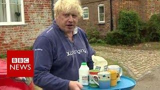 The former foreign secretary Boris Johnson offers tea instead of answers - BBC News