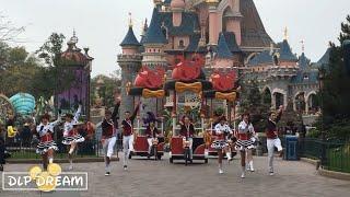 Tuesday Is Guest Star Day with Yzma, Kuzco and Kronk - Disneyland Paris