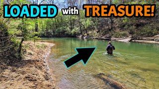 Be Careful Where You Step... There's Treasure EVERYWHERE in This Alabama Creek!