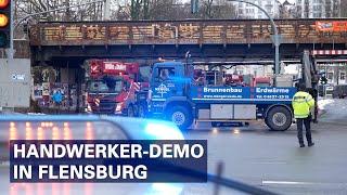 Handwerker-Konvoi demonstriert in Flensburg