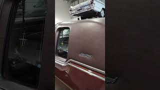 1977 Lincoln Continental Town Coupe for sale. Classic luxury cars. Cadillac competition, Mark IV 460