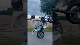  #wheelie #ktm #grenzgaenger #dirtbike #bikelife #supermoto