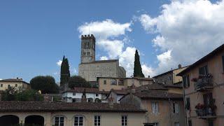 "I Borghi più Belli d'Italia" - Barga - Lucca (Video con Commento Audio)