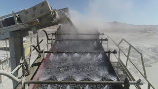 Washing Rock, a close look.