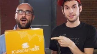 Vsauce Curiosity Box #3 Unboxing!