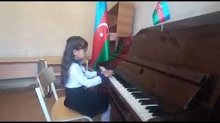 Fikrət Əmirov "Marşsayağı"İfa edir:Ağayeva Ləman Müəlliməsi:Oruczadə Nüranə
