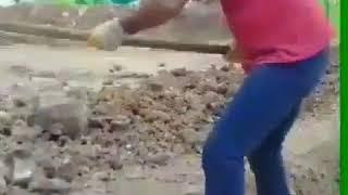Tùrkie Işlemàge gelen bir yaşulyñ..Gùruñi. turkmen prikol.