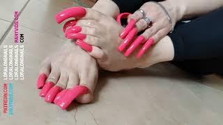 DEMO 4K oil massage, long red toenails