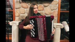 WELTROM874BRD - Red Weltmeister Romance 874 Chromatic Button Accordion B System LMMH 87 120 $4499