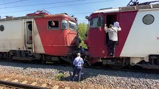 Locomotiva CFR a luat foc, o alta locomotiva a preluat IR1645