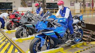 In einer riesigen japanischen Fabrik werden leistungsstarke Yamaha-Motorräder von Grund auf gebaut