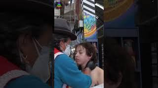Fuerte LIMPIA Espiritual - (ASMR) Masaje de rostro, cabeza, cuello, en un mercado publico #shorts
