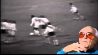 Pelé ● His Incredible, Unique Dribble - Using the Defenders legs to play the One-two