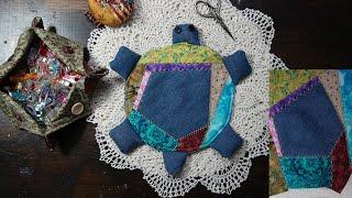 Crazy Quilt Block DIY: Upcycling fabric scraps to make a stylish Turtle Mop.